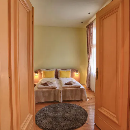 דירה Tomovi - Three Bedrooms Center