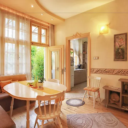 דירה Tomovi - Three Bedrooms Center
