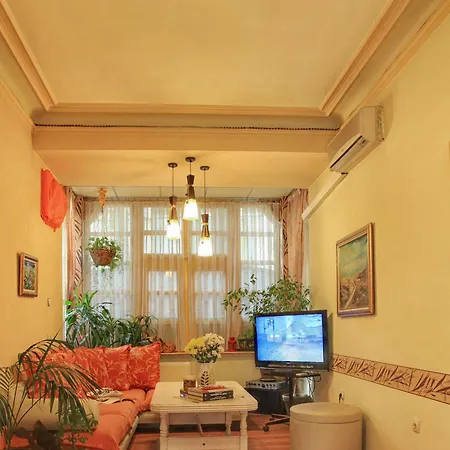 Tomovi - Three Bedrooms Center *