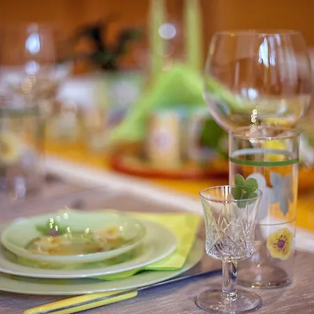 Apartment Tomovi - Three Bedrooms Center Plowdiw