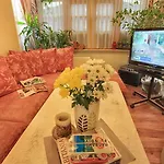 Tomovi - Three Bedrooms Center * Plowdiw