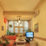 Tomovi - Three Bedrooms Center *