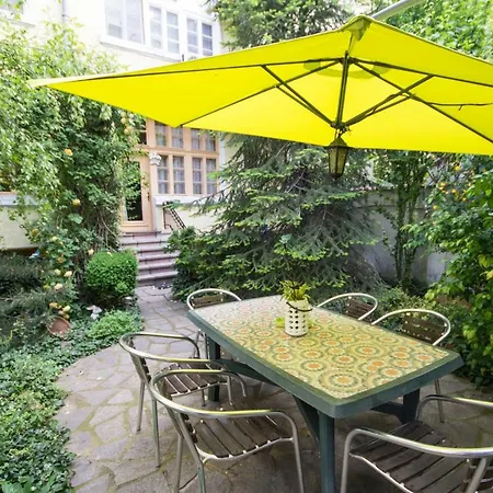 Apartment Tomovi - Three Bedrooms Center Plowdiw
