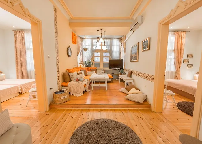 Tomovi - Three Bedrooms Center Apartamento Plovdiv